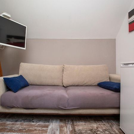 Bnb Comfort Guesthouse Olten - Lostorf エクステリア 写真