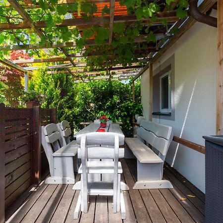 Bnb Comfort Guesthouse Olten - Lostorf エクステリア 写真