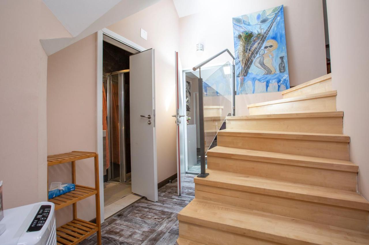Bnb Comfort Guesthouse Olten - Lostorf エクステリア 写真