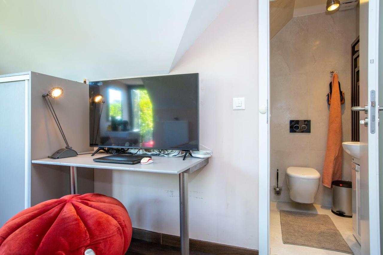 Bnb Comfort Guesthouse Olten - Lostorf エクステリア 写真