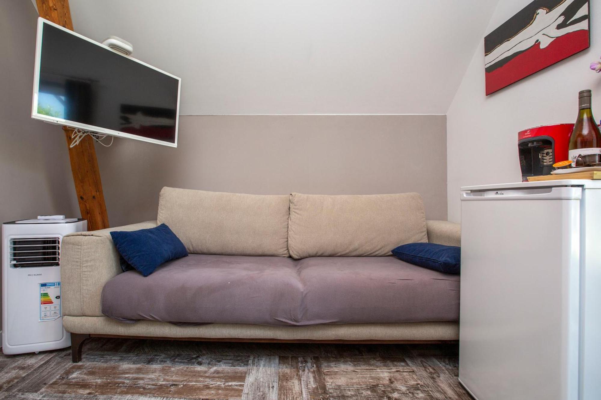 Bnb Comfort Guesthouse Olten - Lostorf エクステリア 写真