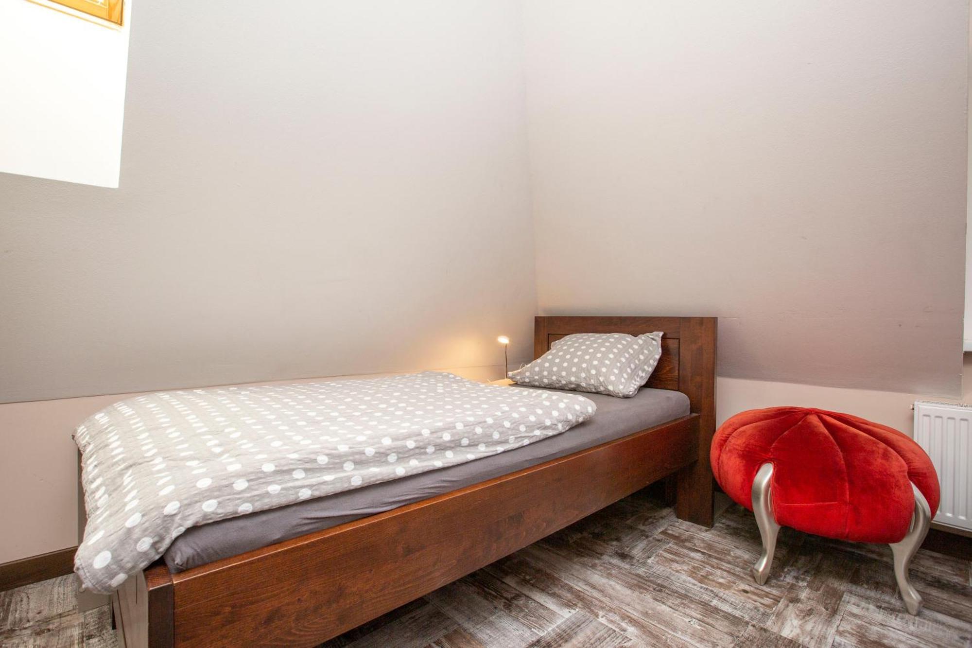 Bnb Comfort Guesthouse Olten - Lostorf エクステリア 写真