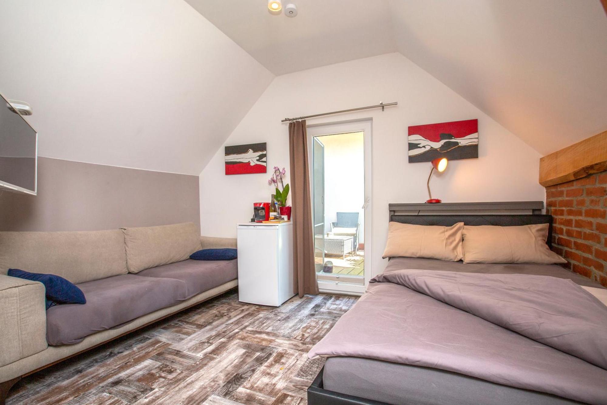 Bnb Comfort Guesthouse Olten - Lostorf エクステリア 写真